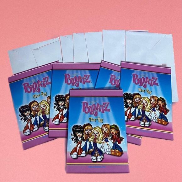 Bratz Vintage 2002 Party Invitations NEW - Picture 3 of 6